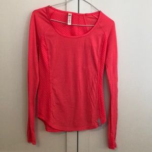 Under Armour heatgear fitted long sleeve pink